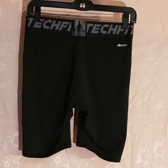 Adidas Men's compression shorts - Picture 2 of 2